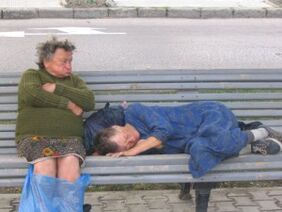 ženske, ki pijejo alkohol, kako prenehati